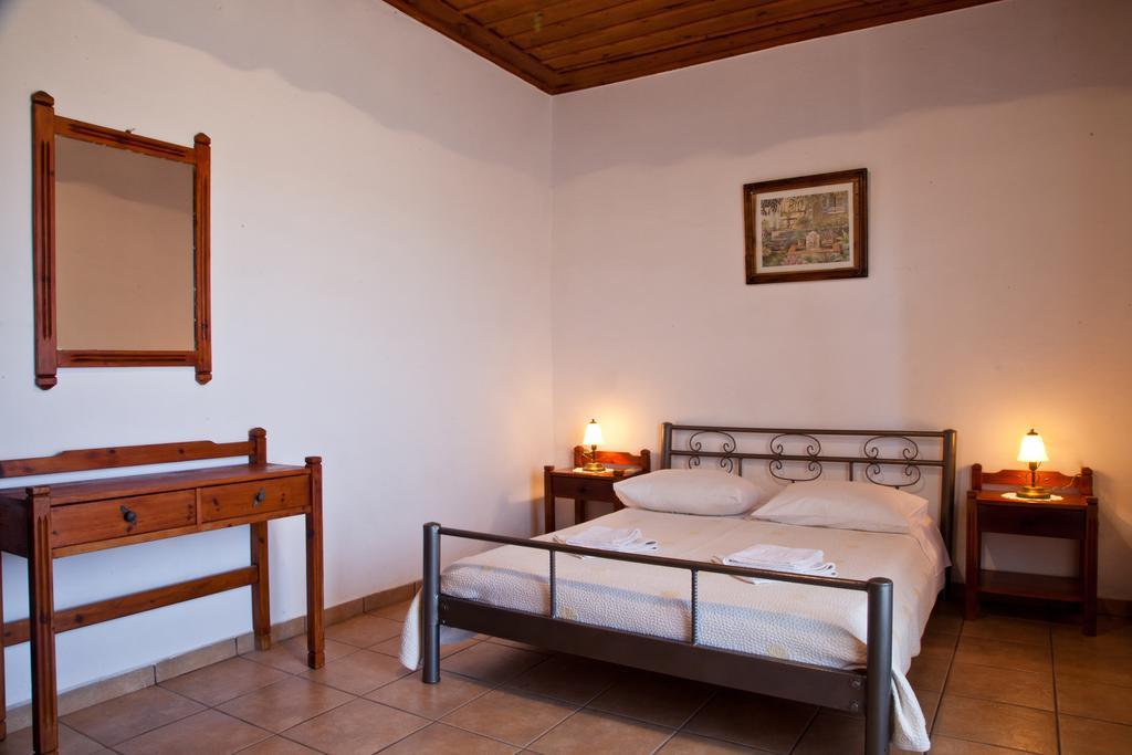 Tsivaras Villas 객실 사진