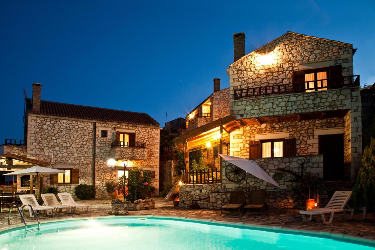 Tsivaras Villas 외부 사진